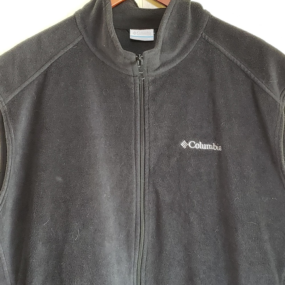 Columbia Fleece Vest Mens 2XL Black Full Zip Pockets‎ Outdoor Layering Warm